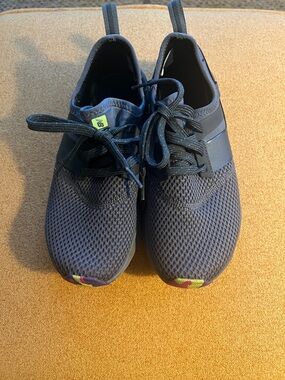 New Balance Women's Navy Athletic Sneakers with Neon Accent